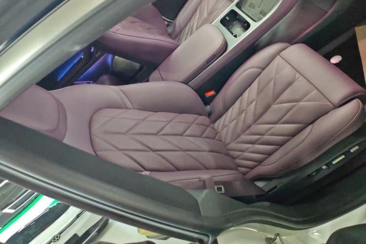 Used Nio ET5T 2025 75 kWh Touring
