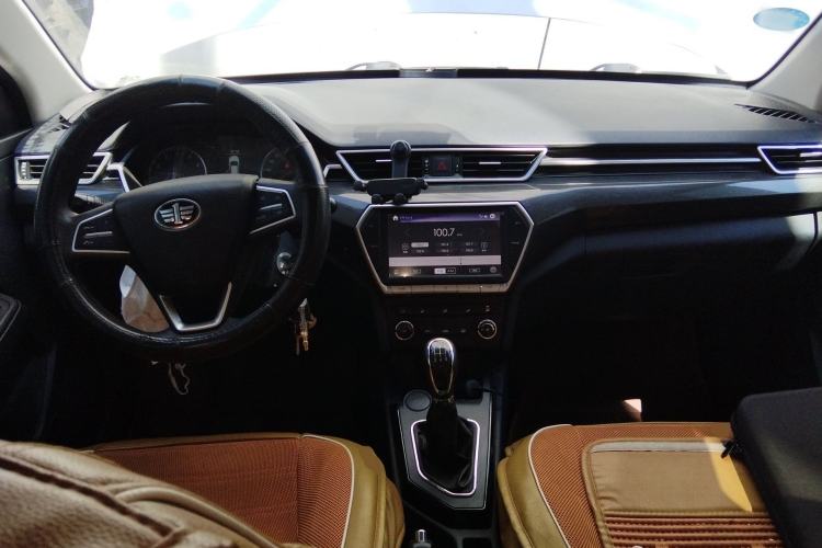 Used FAW Junpai CX65 2018 1.5L Manual Comfort Model
