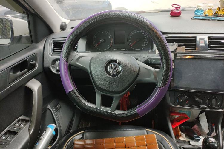 Used Volkswagen Santana 2018 1.5L Manual Fashion Edition Steering Wheel