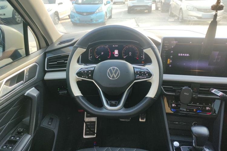 Used Volkswagen Tiguan L 2022 330TSI Automatic Two-Wheel Drive R-Line Enhanced Edition