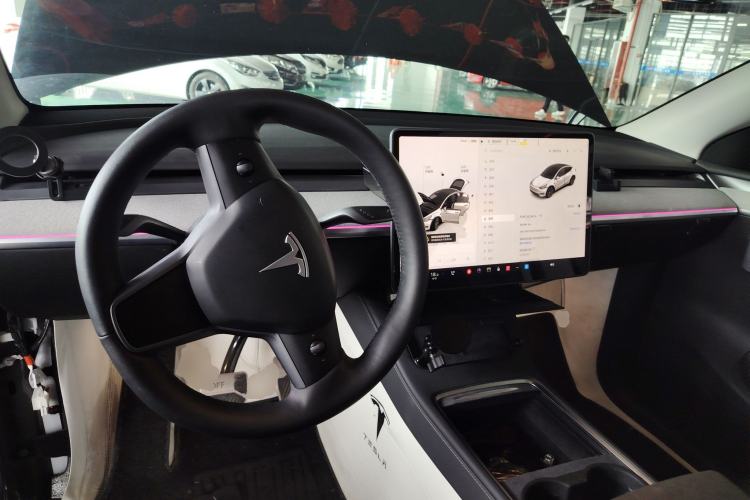 Used Tesla Model Y 2024 Rear-Wheel-Drive Version