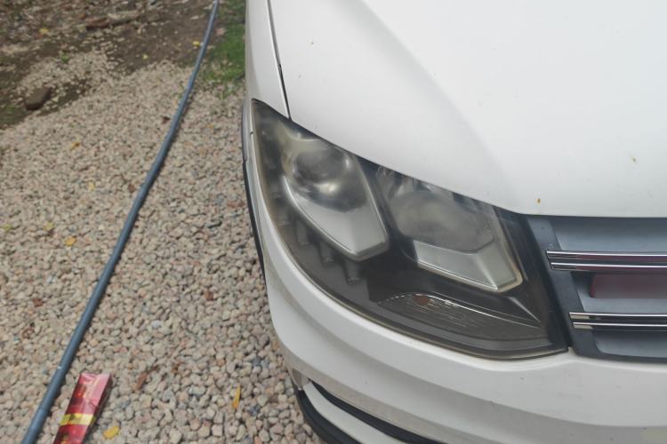 Used Dongfeng Fengon 370 2016 1.5L Manual Luxury 7-Seater Right Front Headlight