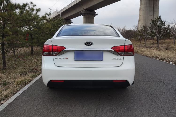 Used Kia Forte 2014 1.6L MT GL
