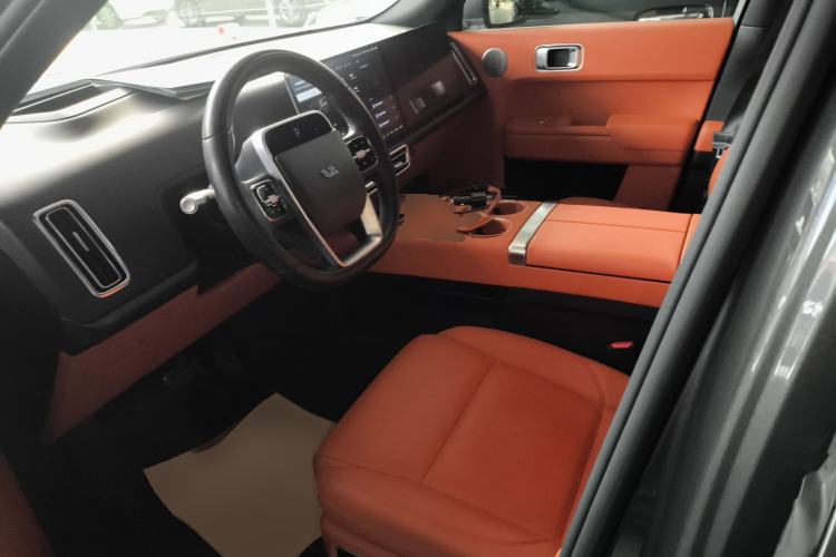 Used Li Auto L9 2022 Max model
