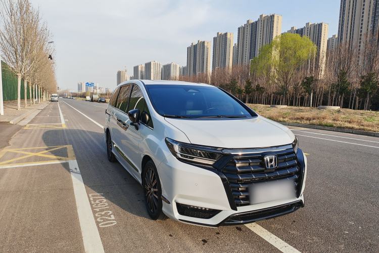 Used Honda Elysion 2024 2.0L eHEV Ultimate Edition