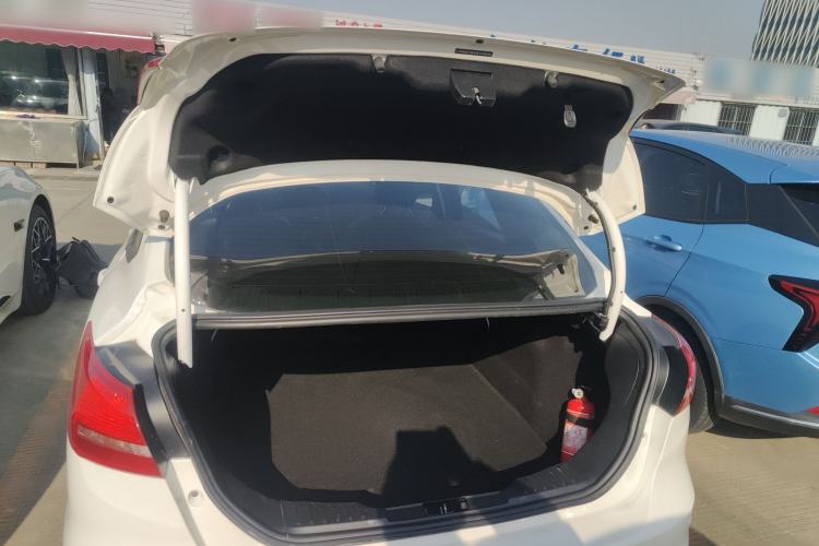 Used Ford Focus 2017 Sedan 1.6L Automatic Fashion Edition Smart Drive Version