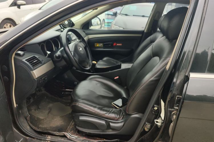 Used Nissan Sylphy 2018 Classic 1.6XE+ Manual Leading Edition Left Front Seat