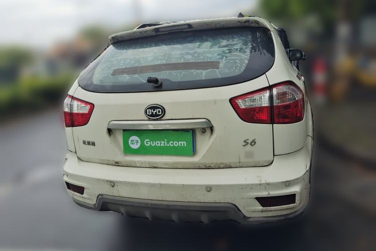 Used BYD S6 2014 1.5TI Manual Luxury 5-Seater Rear