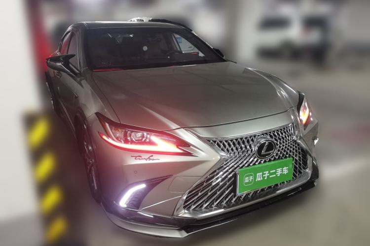Used Lexus ES 2022 300h Excellence Edition