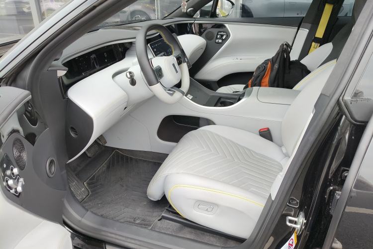 Used Avatr 11 2024 630 Rear-Wheel Drive Edition with Three Lasers Left Front Seat