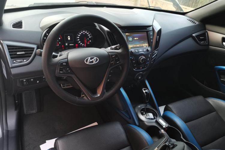 Used Hyundai Veloster 2015 1.6T Automatic Prestige Edition