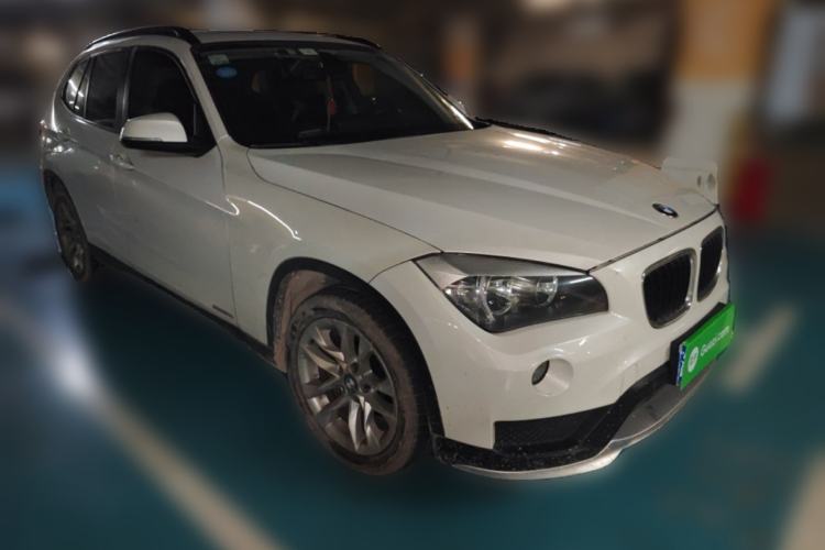 Used BMW X1 2015 sDrive18i Fashion Upgrade Edition Front Right 45 Deg