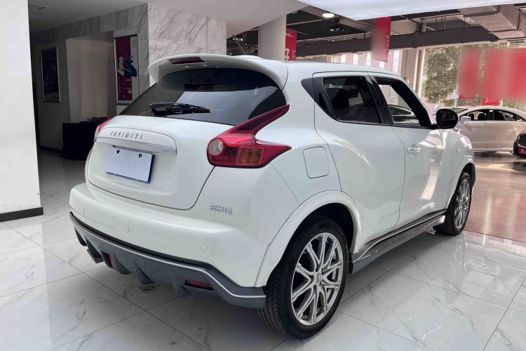 Used Infiniti ESQ 2014 1.6L Spontaneous Edition