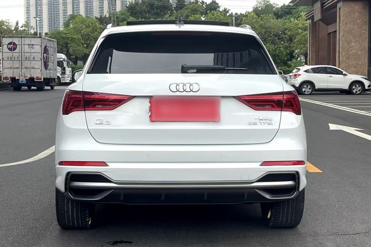 Used Audi Q3 2023 35 TFSI Fashion Dynamic Model (1.4T) Exterior 6