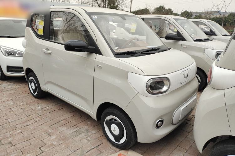 Used Wuling Hongguang MINIEV 2024 3rd Generation 215km Youth Edition
