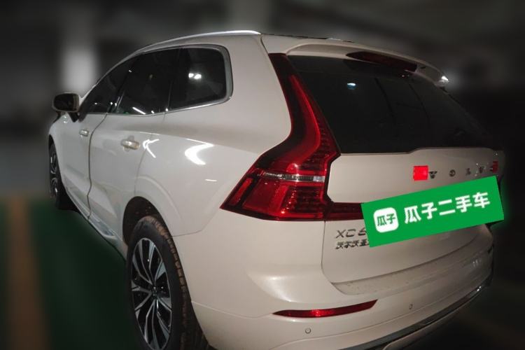 Used Volvo XC60 2022 B5 4x4 Smart Luxury Edition