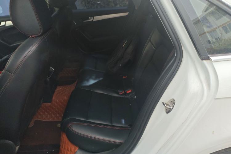 Used Audi A4L 2012 2.0 TFSI automatic standard version Left Rear Seat