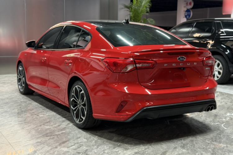 Used Ford Focus 2019 Sedan EcoBoost 180 Automatic ST Line