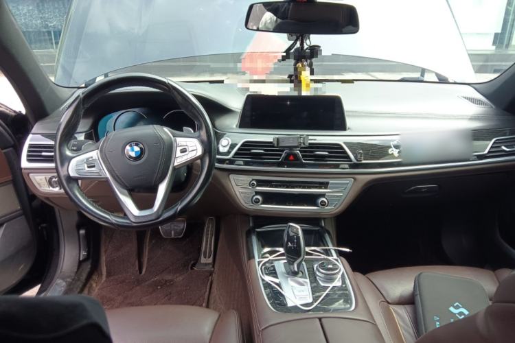 Used BMW 7 Series 2018 740Li M Sport Package Leading Model Center Console