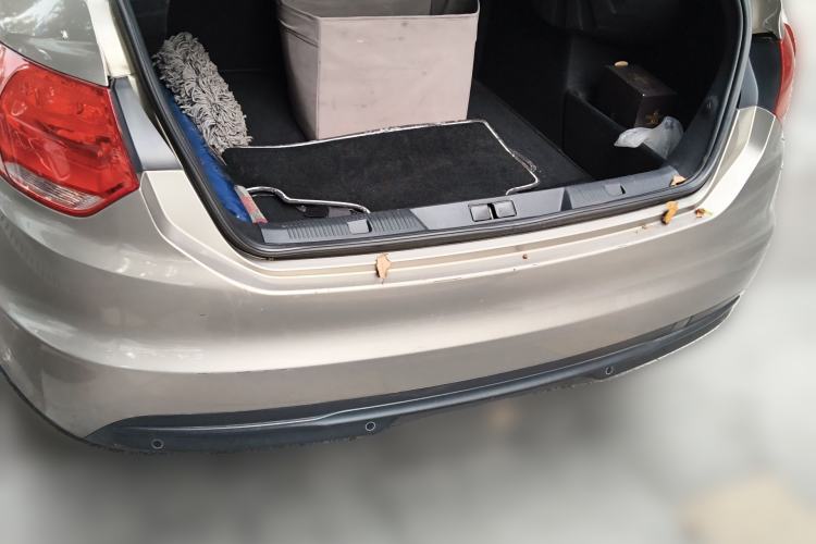 Used Citroen C4L 2013 1.8L Automatic Jingzhi Edition Trunk