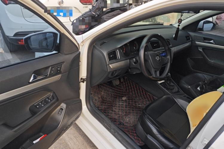 Used Volkswagen Lavida 2015 1.6L Automatic Fashion Edition