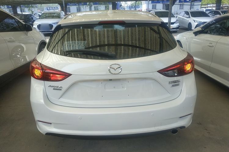 Used Mazda 3 Axela 2017 Hatchback 1.5L Automatic Luxury Model Emission Standard China V Rear
