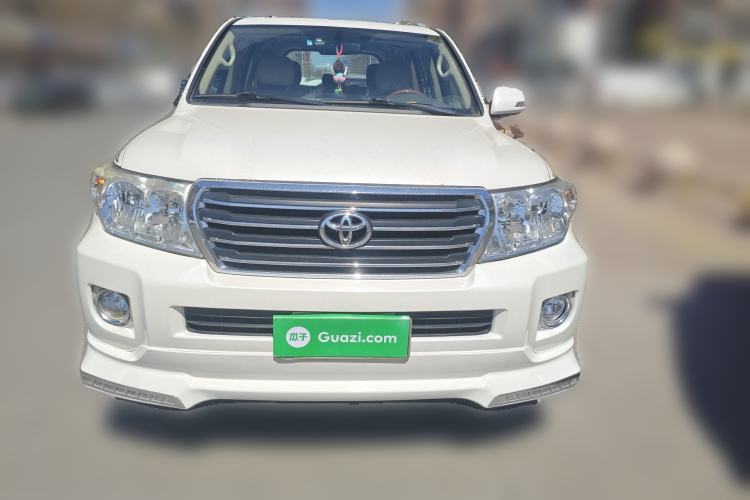 Used Toyota Land Cruiser  Front