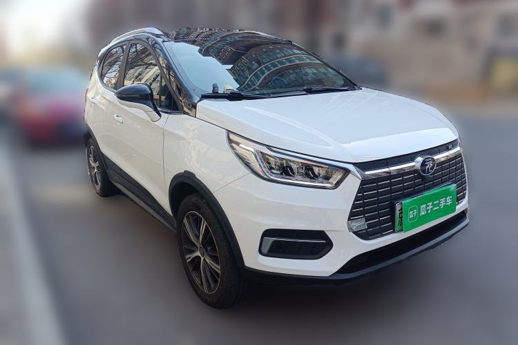 Used BYD Yuan New Energy 2019 EV535 High-Energy Leading Edition Front Right 45 Deg