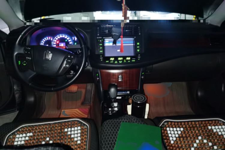 Used Toyota Crown 2010 2.5L Royal Leather Sunroof Navigation Edition Center Console