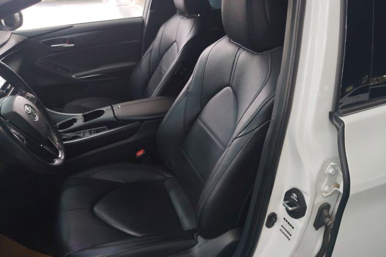 Used Toyota Avalon 2023 Dual-Engine 2.5L Luxury Edition Left Front Seat