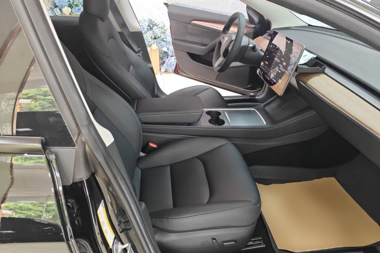 Used Tesla Model 3 2022 Rear-Wheel-Drive Version