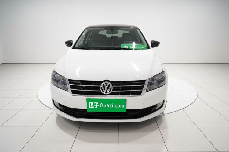 Used Volkswagen Lavida 2014 1.4TSI DSG 30th Anniversary Edition