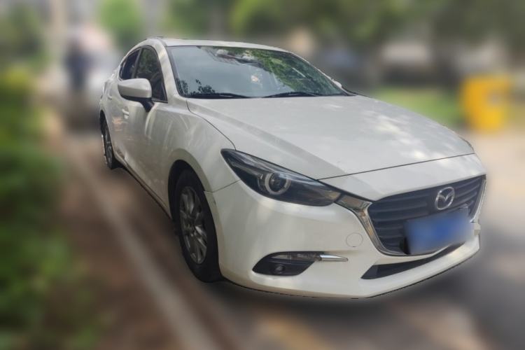 Used Mazda 3 Axela 2017 Sedan 1.5L Automatic Luxury Model China VI Standard