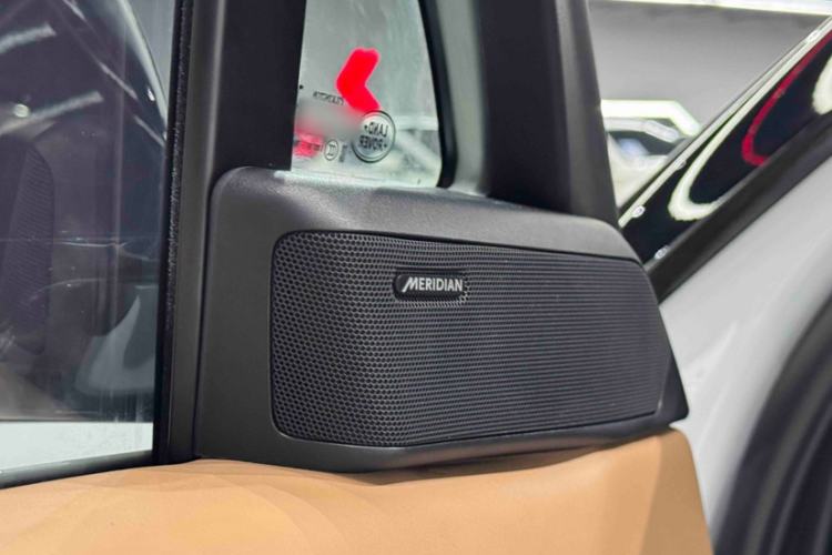 Used Land Rover Range Sport 2024 400PS Dynamic SE Interior 5