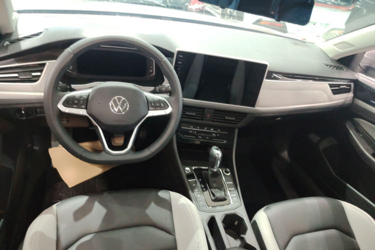 Used Volkswagen Bora 2024 300TSI DSG Prestige Edition Center Console