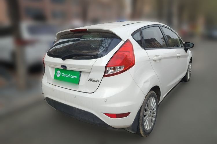 Used Ford Fiesta 2013 Hatchback 1.5L Manual Fashion Edition
