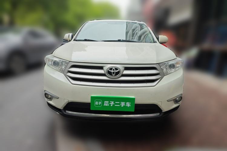 Used Toyota Highlander 2013 2.7L Two-Wheel Drive 5-Seater Purple Gold Edition Front