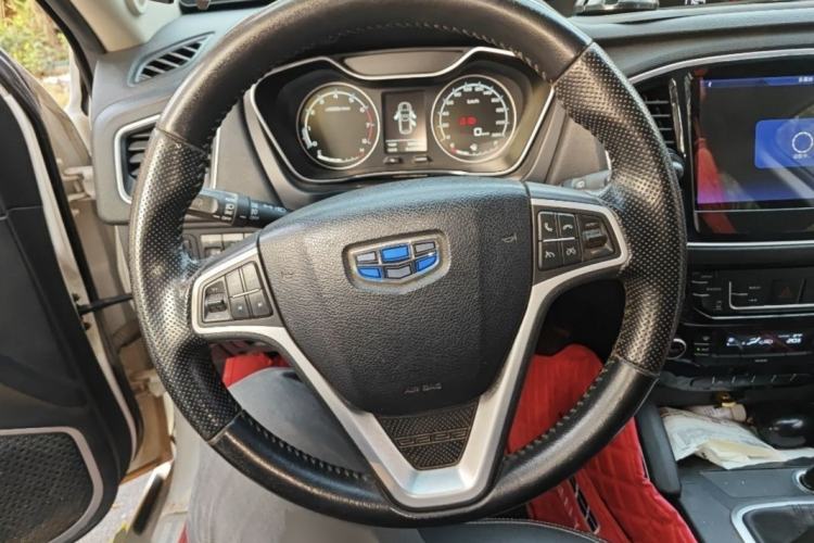 Used Geely Auto Vision X6 2016 1.8L Manual Luxury Model
