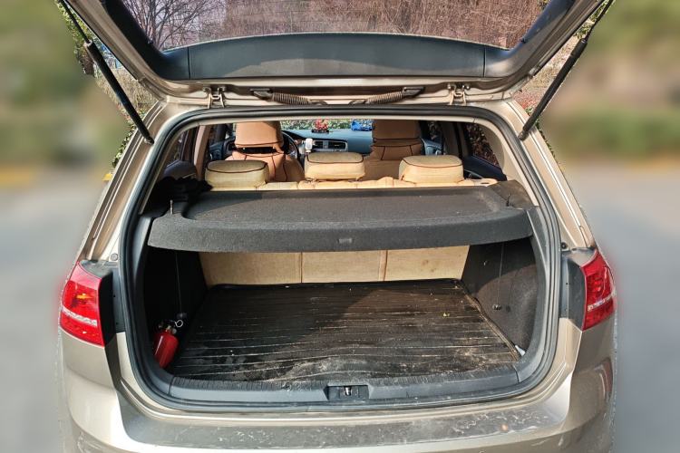 Used Volkswagen Golf 2015 1.6L Automatic Comfort Model
