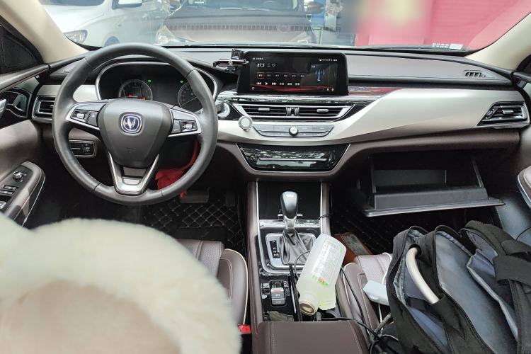 Used CHANGAN Raeton CC 2018 1.5T Automatic Haoya Model Guangmang Edition China V Standard
