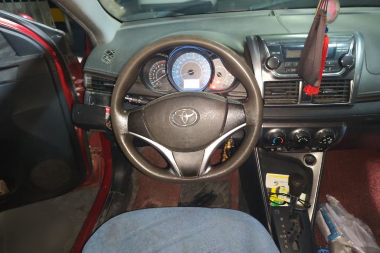 Used Toyota YARiS L Zhi Xuan 2015 1.5E Automatic Charm Edition