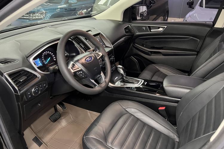 Used Ford Edge 2016 EcoBoost 245 Two-Wheel-Drive Titanium 7-Seater