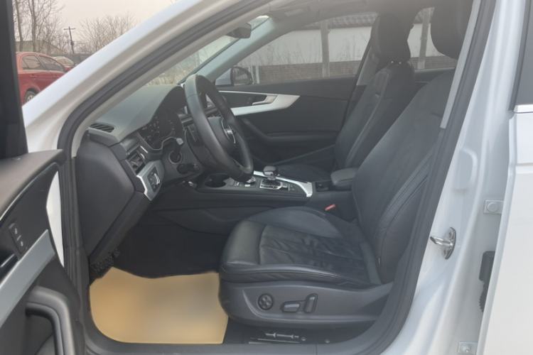 Used Audi A4L 2018 30th Anniversary Edition 40 TFSI Fashion Model