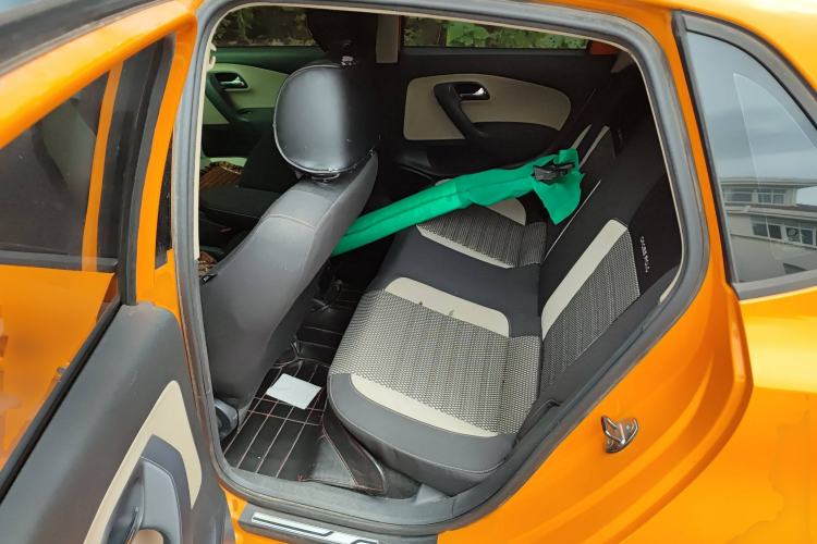 Used Volkswagen Polo 2012 1.6L Cross Polo Automatic Transmission
