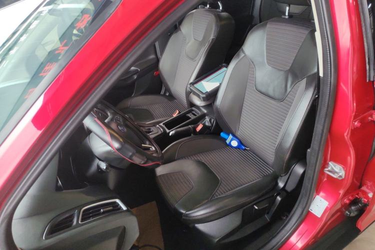 Used Ford Focus 2015 Hatchback 1.6L Automatic Fashion Edition