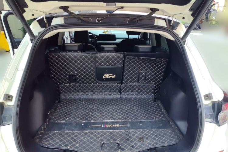 Used Ford Escape 2020 EcoBoost 245 Four-Wheel Drive Luxury Edition