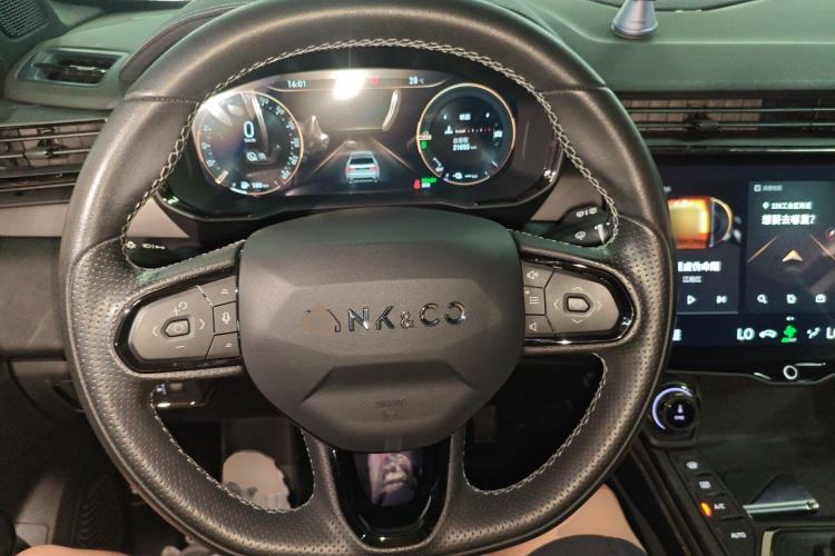 Used Lynk & Co 01 EM-P 2022 1.5TD PHEV Plus Steering Wheel