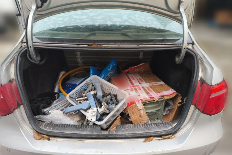 Used Volkswagen Jetta 2015 Zhuihui Edition 1.6L Manual Comfort Model Trunk