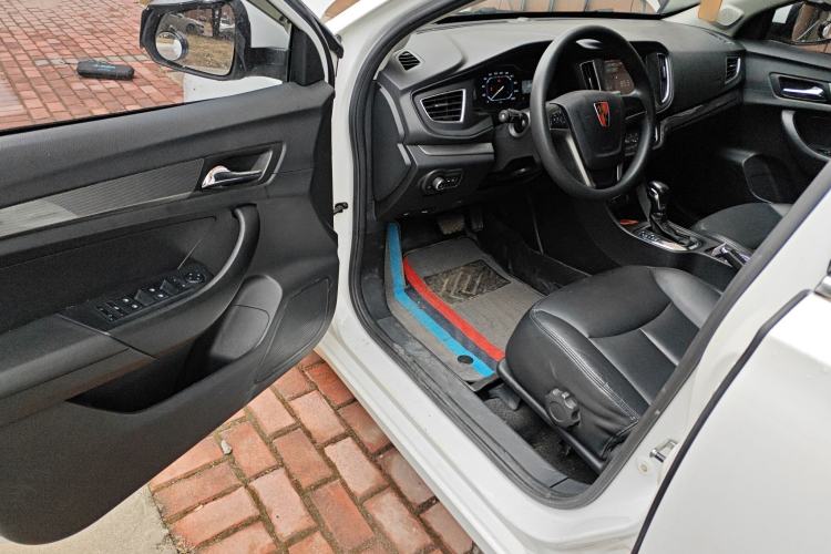 Used Roewe 360 2015 1.5L Automatic Luxury Edition
