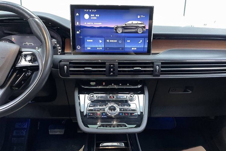 Used Lincoln Corsair 2020 2.0T Two-Wheel Drive Luxury Edition